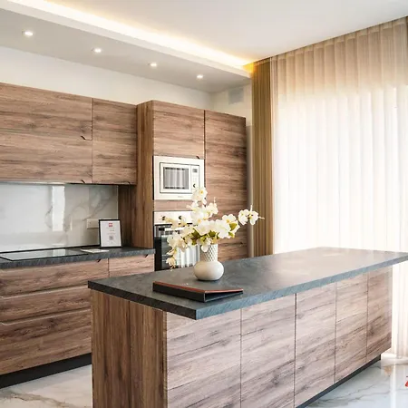 Beautiful With A Private Rooftop Pool * Mellieħa