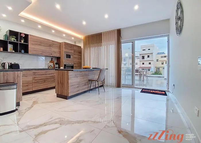 Appartement Beautiful With A Private Rooftop Pool Mellieħa